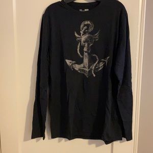 Men’s under armour long sleeve shirt. Size M